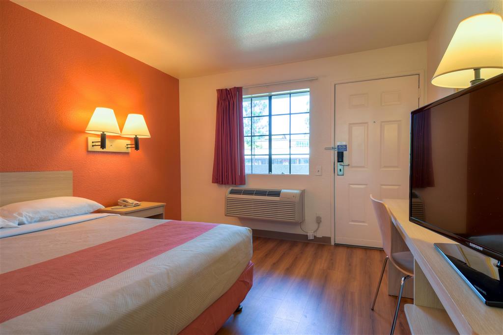 Motel 6 San Dimas CA Los Angeles - photo 12