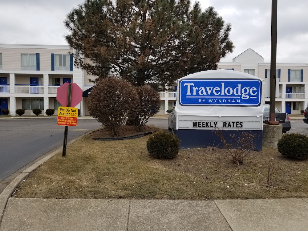 Travelodge by Wyndham Lansing IL - photo 25