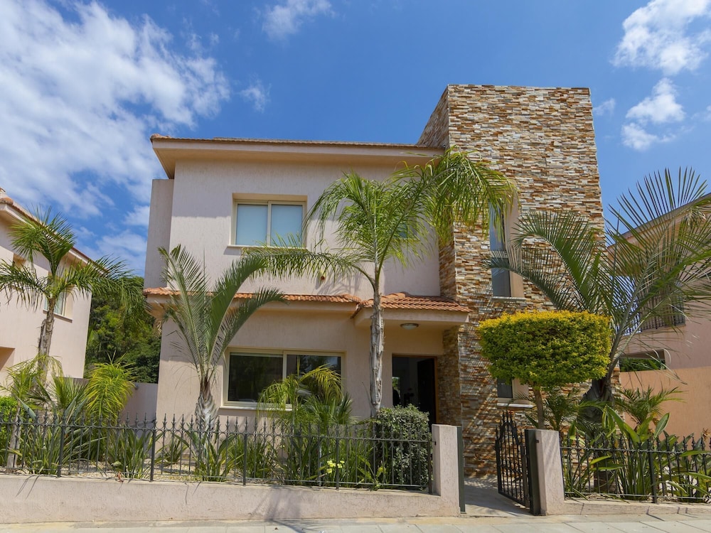 Villa Michelle 9 in Protaras