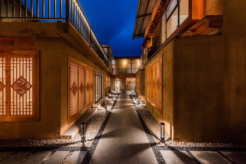 Qingze Mushe Inn in Shangri-La, People's Republic of China