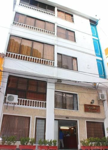 Hotel Roca & Mar - last minute hotel in Santa Marta