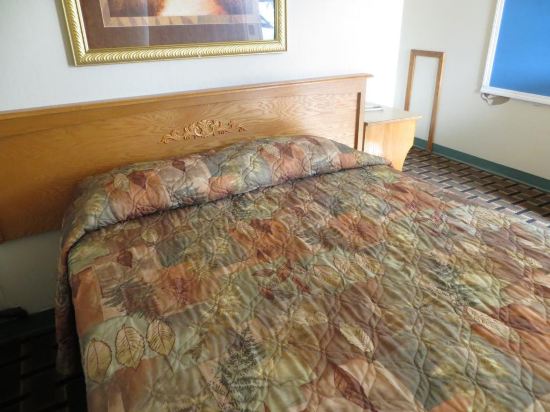 Kearney Inn - photo 16