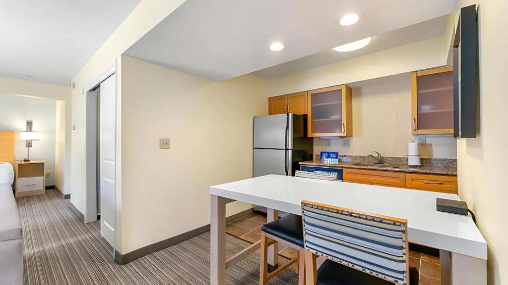 Sonesta ES Suites Cincinnati Sharonville West - photo 24