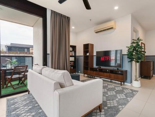 Arcoris Soho 163 Mall Luxury 2Bedroom With City View — 4-Star Luxury Hotel in Kuala Lumpur, Malaysia