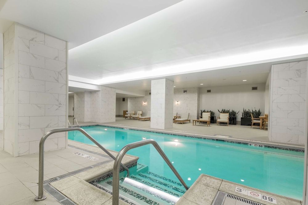 Embassy Suites Louisville Downtown - photo 45