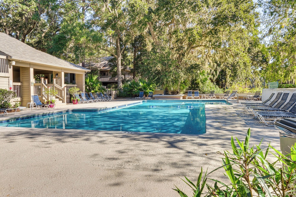 Resort Perks Beach Access: Condo in Hilton Head - photo 22