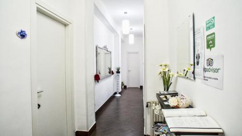 B&B Rosaly — 4-Star Luxury Hotel in San Cataldo, Italy