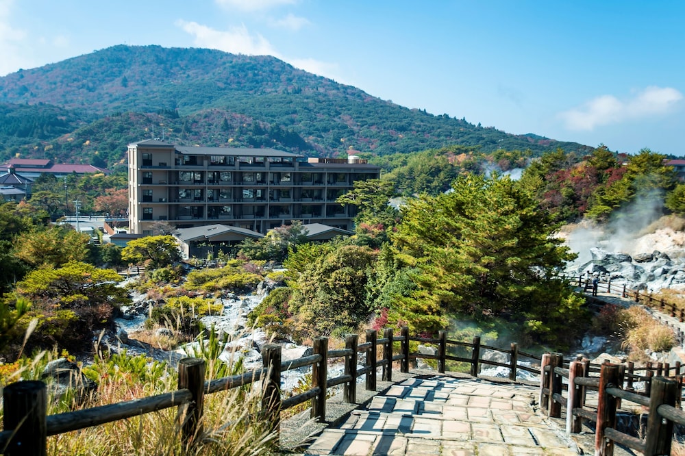 Unzen Kyushu Hotel Mt Resort - carbon neutral hotel in Unzen