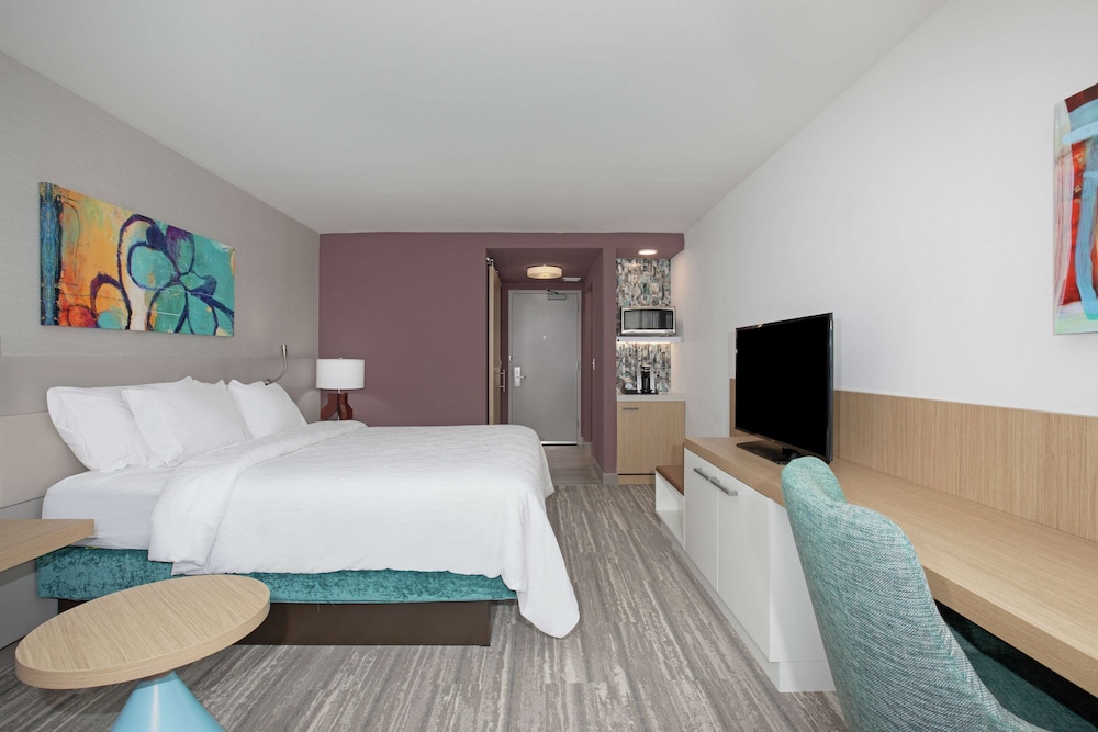 Hilton Garden Inn Omaha Aksarben Village - photo 8