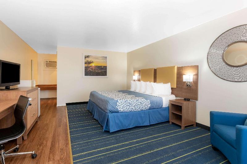 Days Inn by Wyndham Durango - photo 5