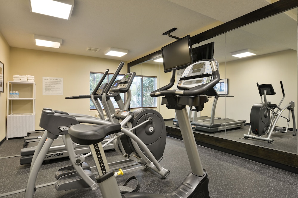 Holiday Inn Express Boston Milford by IHG - photo 20