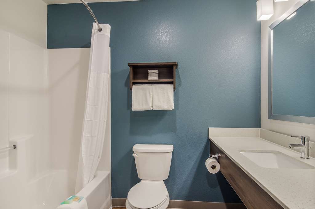 WoodSpring Suites Broomfield Westminster - photo 18