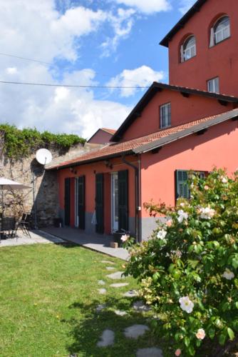 Casa a Diano con giardino — 4-Star Luxury Hotel in Diano Marina, Italy