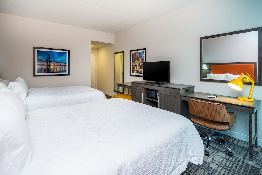 Hampton Inn Philadelphia Plymouth Meeting - photo 11
