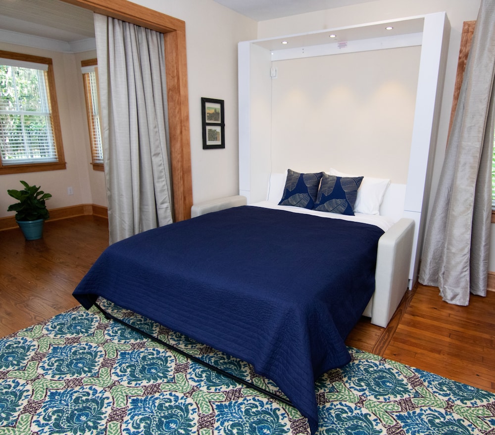 Sweetwater Branch Inn - photo 31