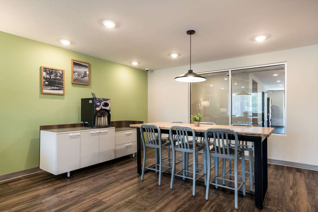 WoodSpring Suites Greensboro High Point North - photo 6