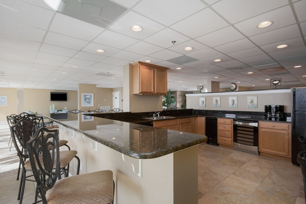 Tidewater Beach Resort 1117 Three Bedroom Condo - photo 24