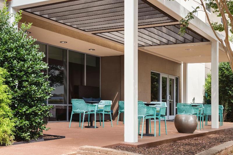 Home2 Suites by Hilton Oxford - photo 15