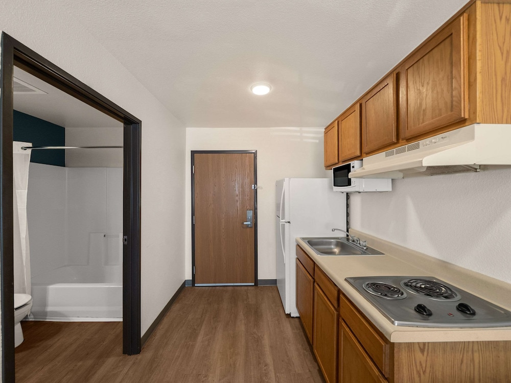 WoodSpring Suites Rockwall East Dallas - photo 20