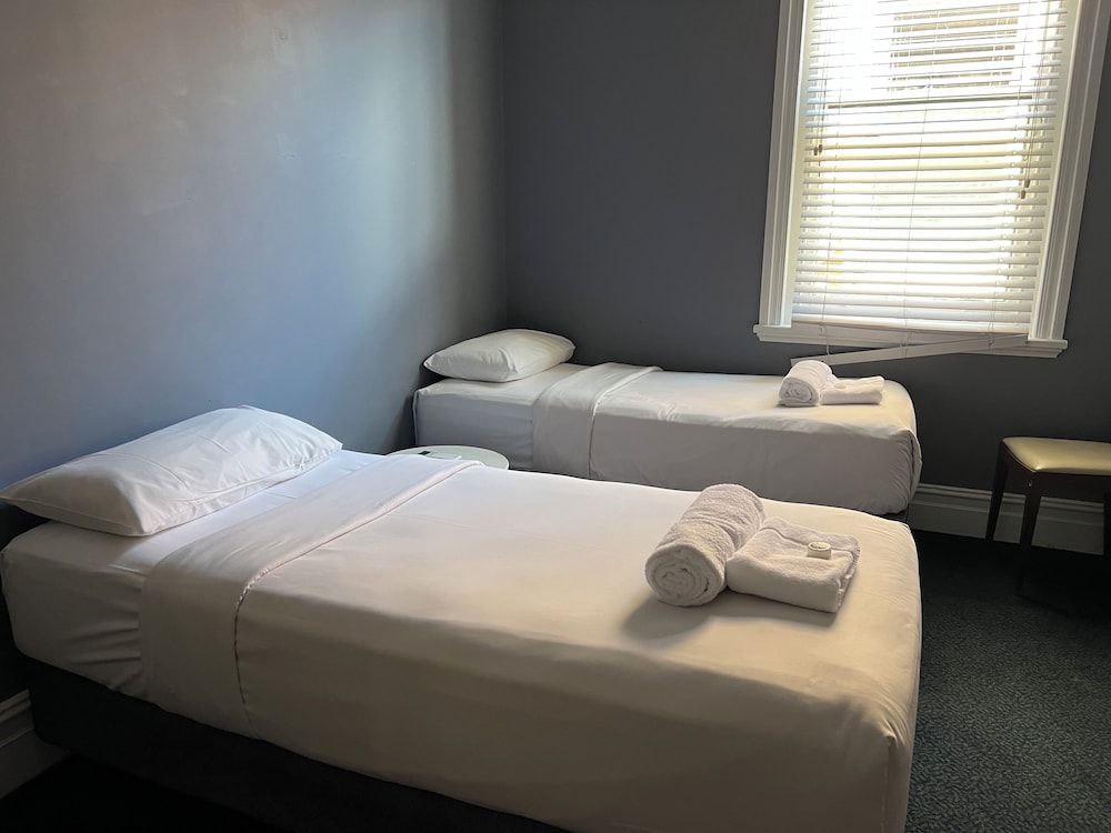 Swansea Hotel - carbon neutral hotel in Swansea
