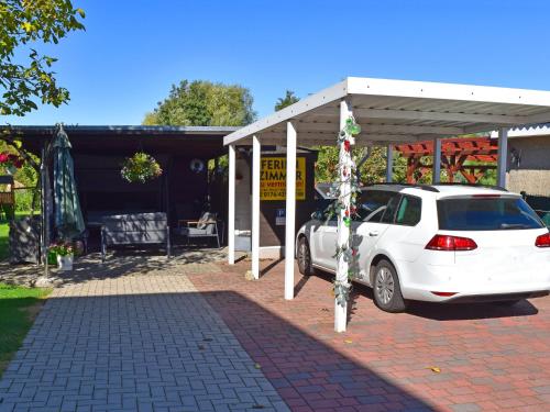 Spacious Family Haven In Kropelin — Kroepelin