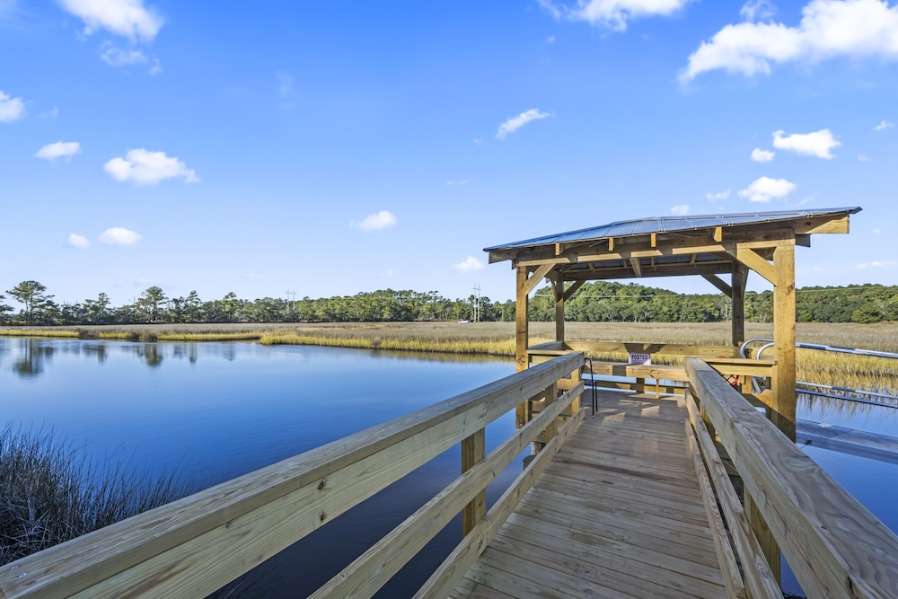 Creekside Lands Inn - photo 29