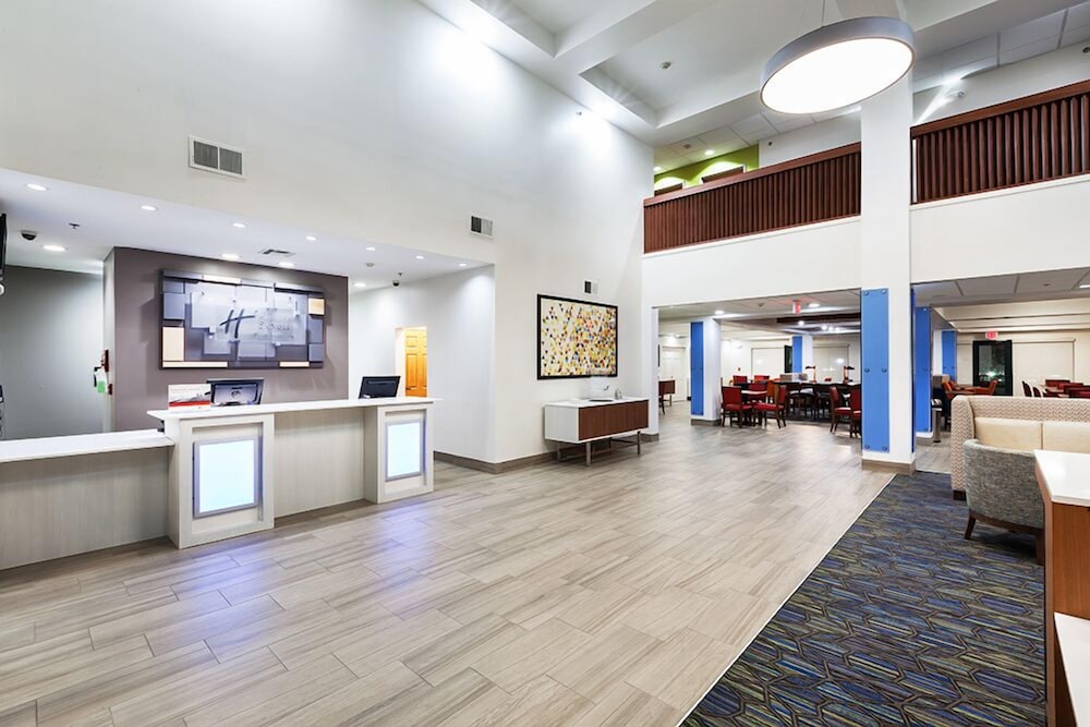 Holiday Inn Express & Suites Tulsa S Broken Arrow Hwy 51 by IHG - photo 52