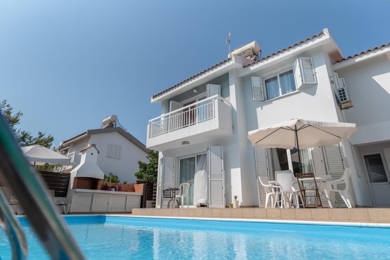Sun & Sand Private Villa