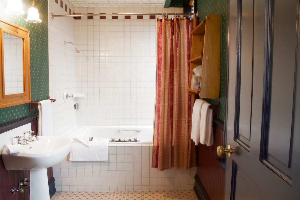 The Audubon Inn - photo 18