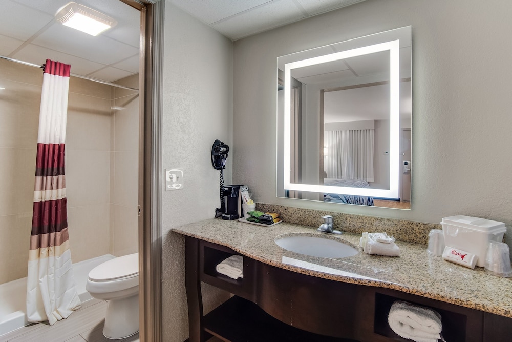 Red Roof Inn St George SC - photo 22