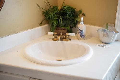 Grandison Inn - photo 33