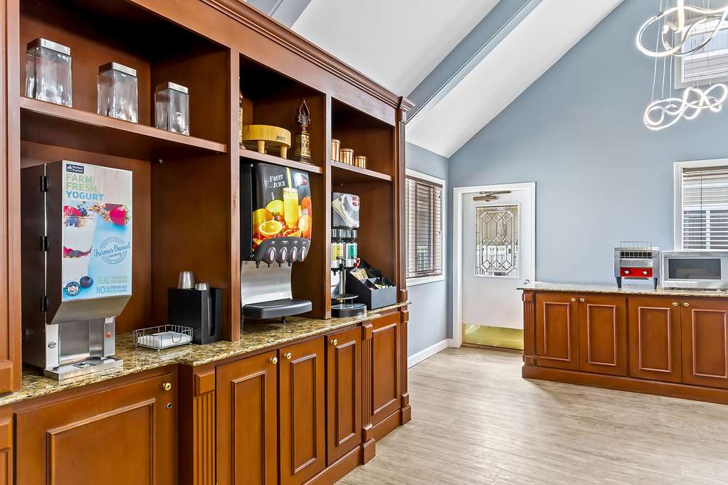 SureStay Studio by Best Western Pensacola - photo 35