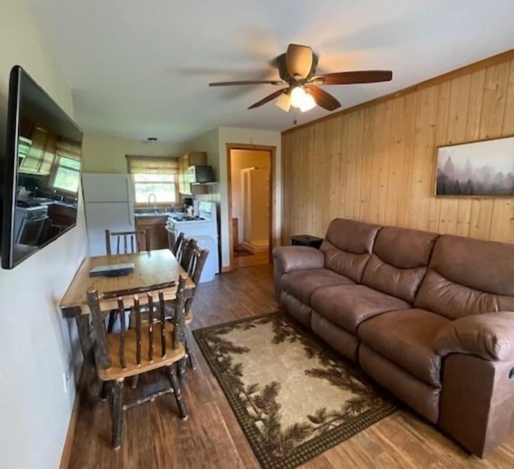 Lena's Northern Pines Resort - photo 60