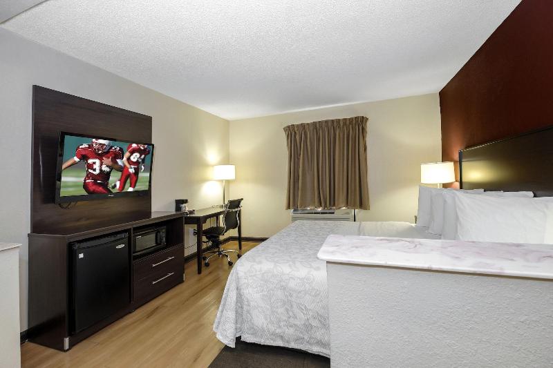 Red Roof Inn PLUS & Suites Opelika - photo 24
