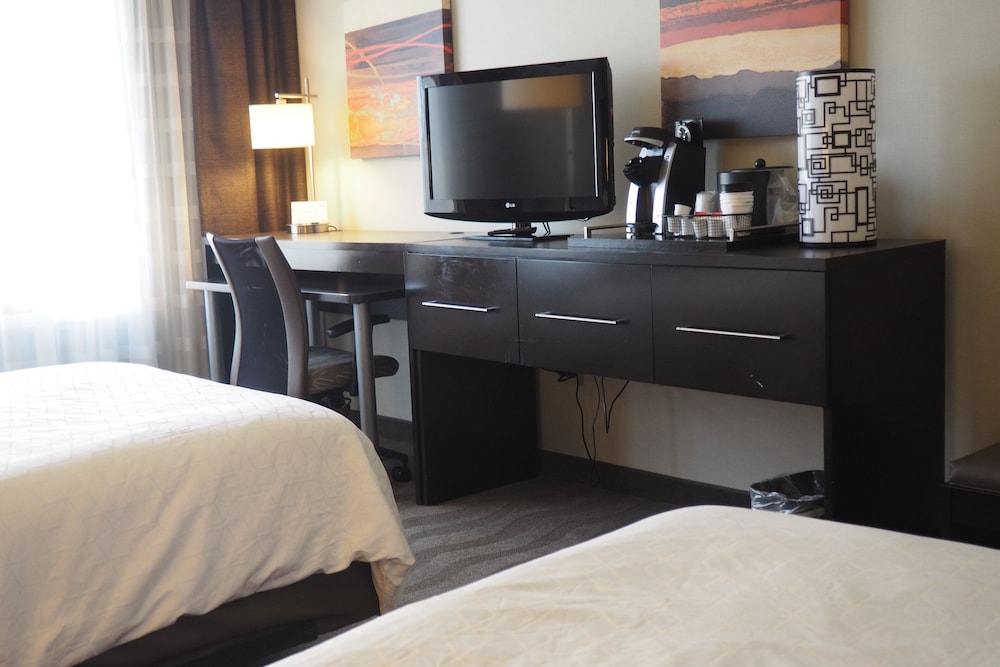 Holiday Inn Harrisburg Hershey Area I 81 by IHG - photo 9