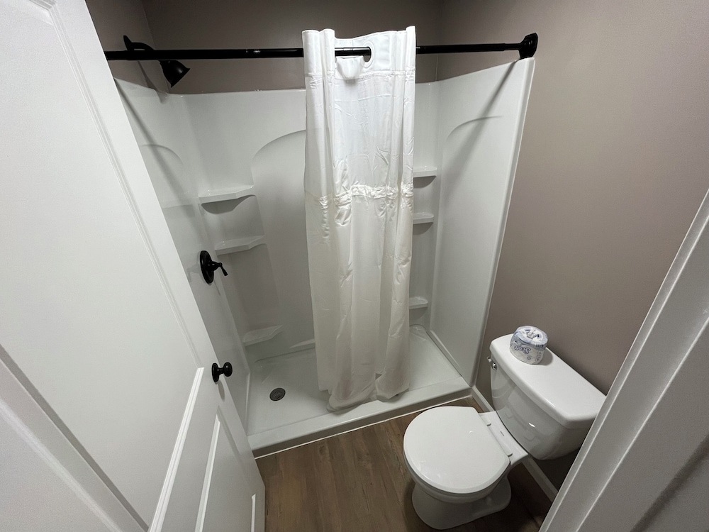 Valley Inn and Suites - photo 67
