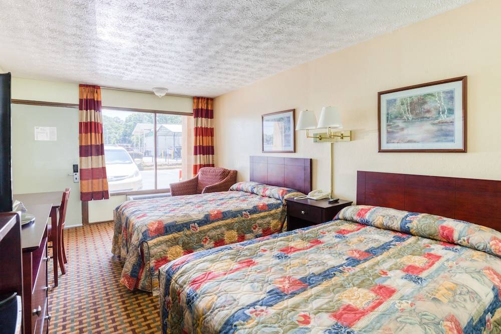 Oyo Htl Decatur I20 East&Wesley Club Dr - photo 2