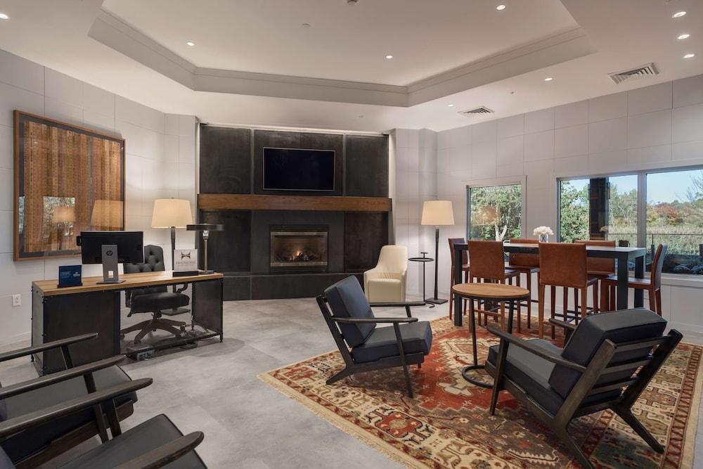 Hilton Boston Woburn - photo 3