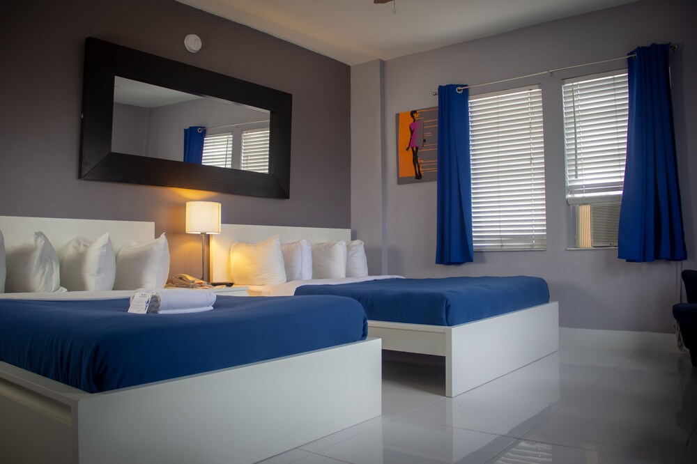 Nine20 Collins - carbon neutral hotel in Miami Beach