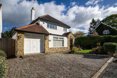 Beautiful detached home in quaint village setting — 4-Star Luxury Hotel in Wetherby, United Kingdom