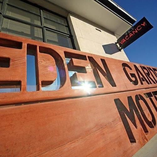 Eden Gardens Backpackers — 4-Star Luxury Hotel in Oamaru, New Zealand