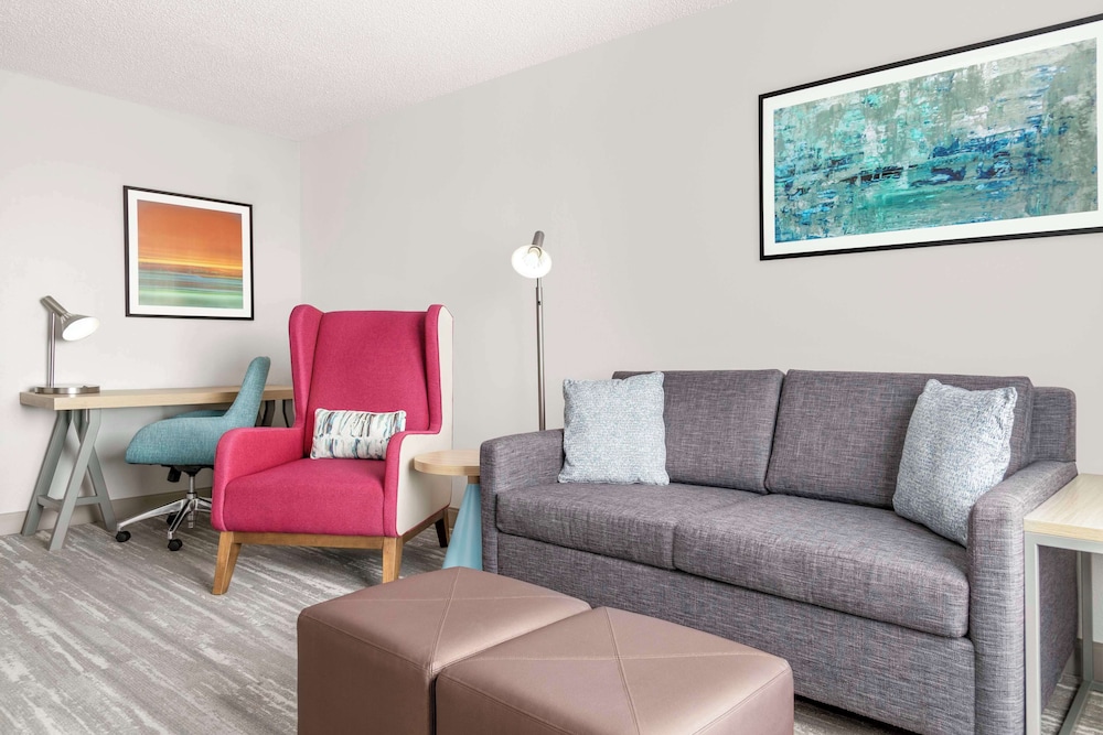 Hilton Garden Inn Denver Airport - photo 21