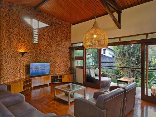 Villa Klub Bunga by The Batu Hotel Batu Malang — Batu — photo 3