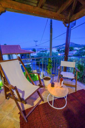 NoamansHouse SeaView near Airport — 4-Star Luxury Hotel in Artemida, Greece