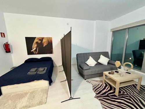 De Madrid Al Cielo Suites Con Wifi Y Netflix - carbon neutral hotel in Madrid
