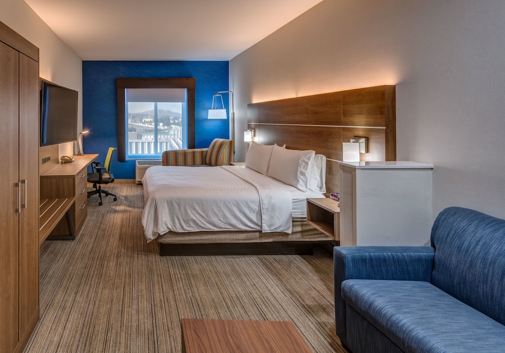 Holiday Inn Express Reno Airport by IHG - photo 7