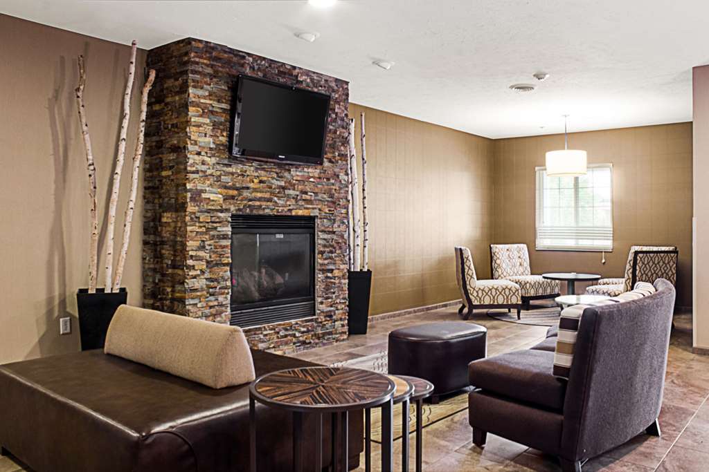 MainStay Suites Fargo I 94 Medical Center - photo 6