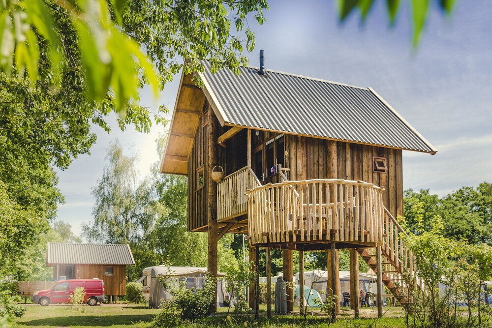 Vakantiepark Mölke — 4-Star Luxury Hotel in Wierden, Netherlands