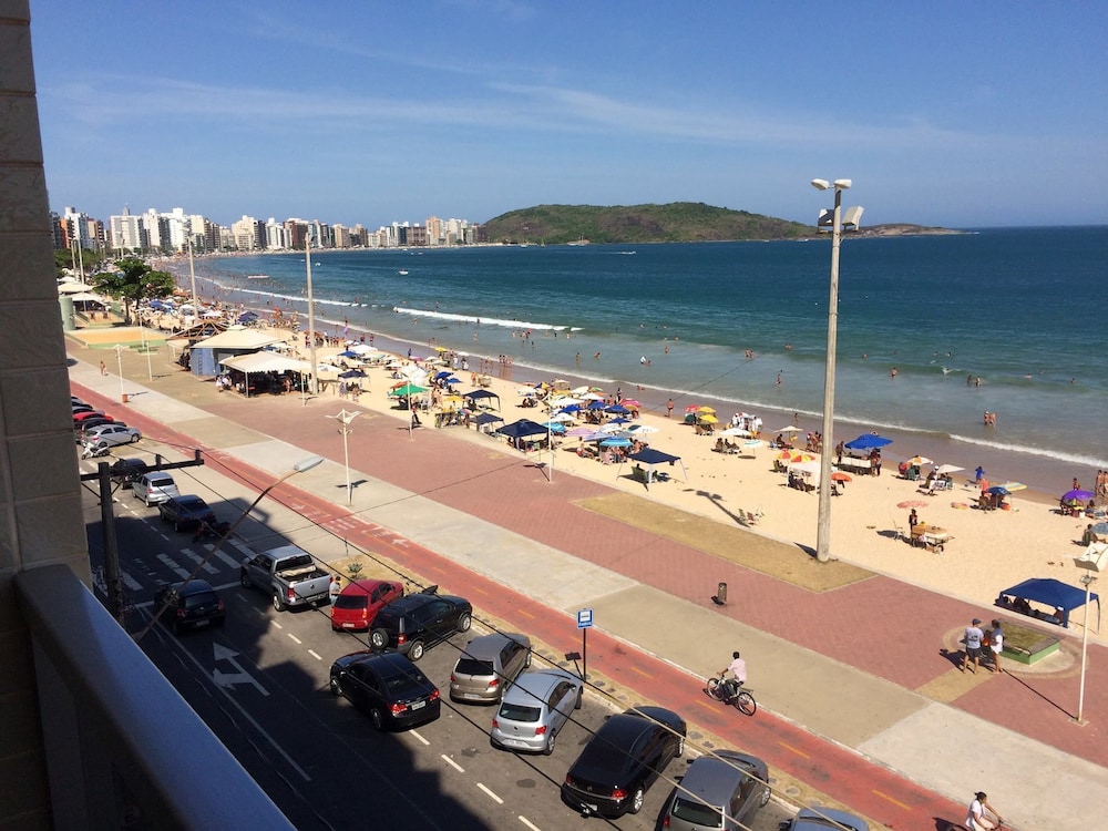 Apartamento Guarapari Luxo Frente para o Mar — 4-Star Luxury Hotel in Guarapari, Brasil