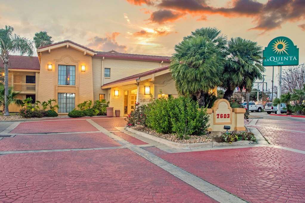 La Quinta Inn by Wyndham Victoria - photo 5